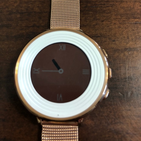 pebble round rose gold